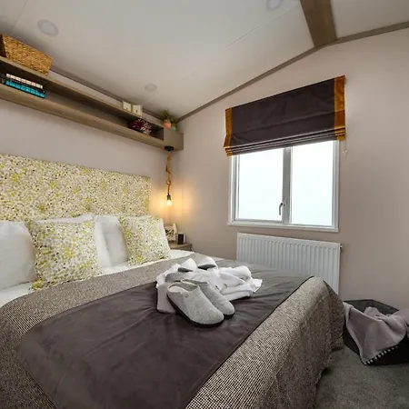 Stonewood Premium - 3 Bedroom Tenby Exterior photo