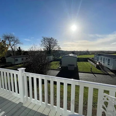 Stonewood Premium - 3 Bedroom Tenby Exterior photo